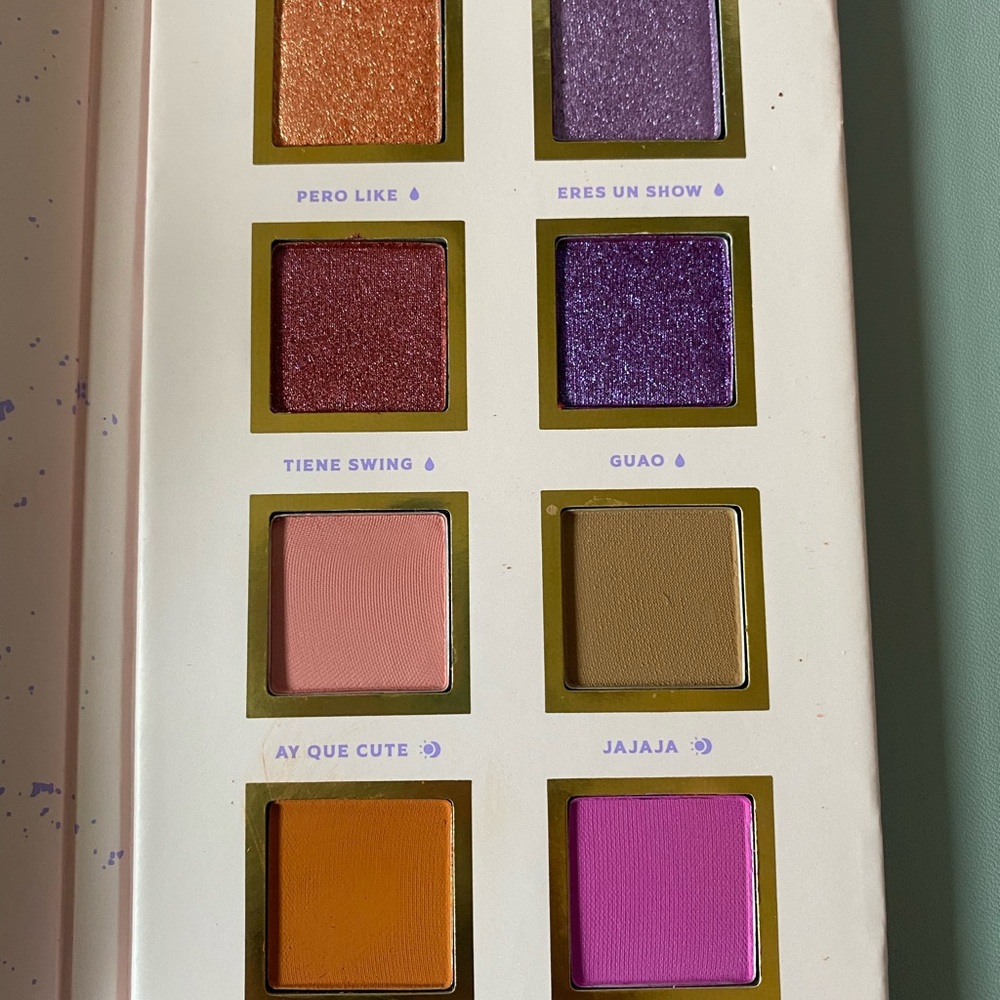 Makeup bundle - Picture 2 of 7